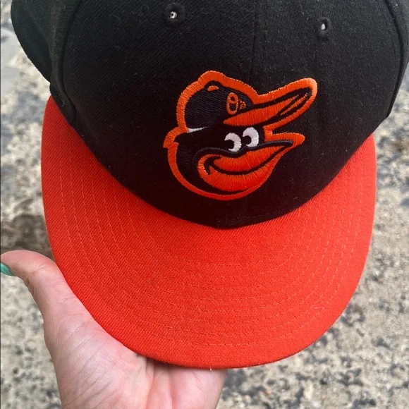 Like new New Era Jet Black Baltimore Orioles baseball Cap - Picture 7 of 15